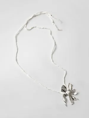 Flower Cord Necklace in Cream