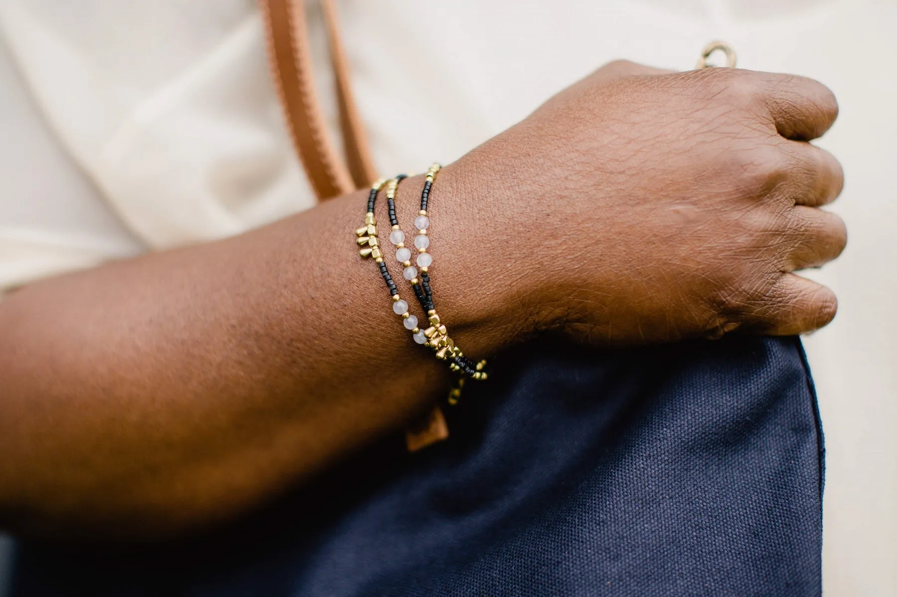 Black and Gold Droplet Bracelet