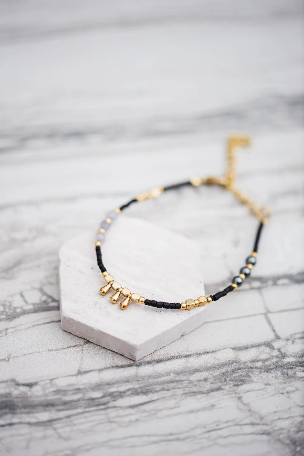 Black and Gold Droplet Bracelet