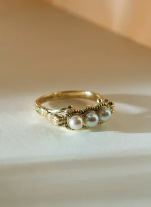 Hedy white pearl ring 14k gold