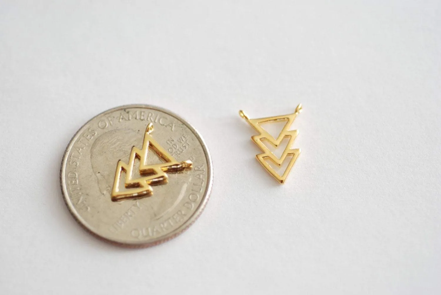 Shiny Vermeil Gold Triangle Connector- 18k Gold plated Sterling Silver Chevron Triangle Charm, Gold Arrow Charm, Gold Triangle connector, 93